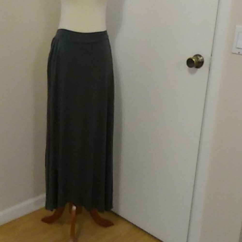 S NWOT LOVE‎ TANJANE Maxi Skirt EE44 2887